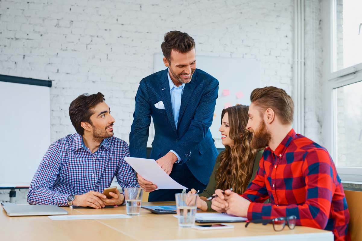 Team leader talking to his co-worker | How to Map Accounts w/ Dan Cook @Lucid | how to map accounts | map accounts